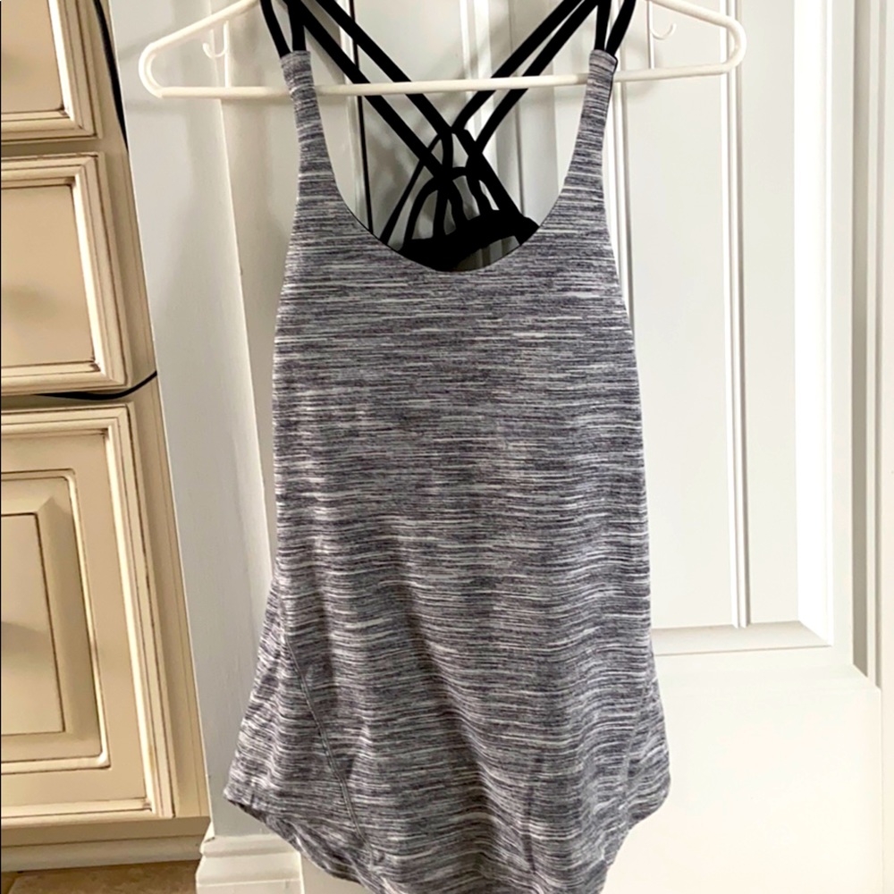 Lululemon heathered grey top w bra
